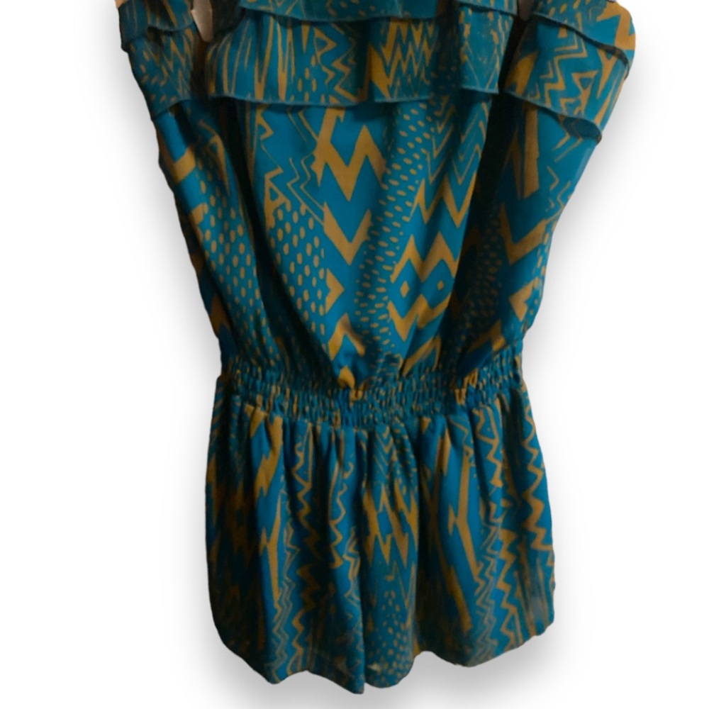 LOVE, FIRE Boho Chic Chevron Print Chiffon Strapless Ruffled Romper Medium